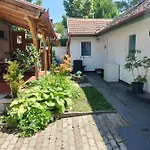 Апартаменты Balassa House *