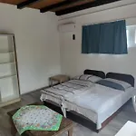 Balassa House Apartman *