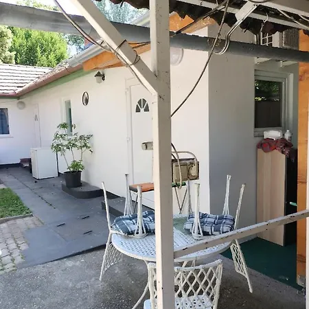 Balassa House Lägenhet