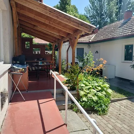 Balassa House 아파트 시오포크