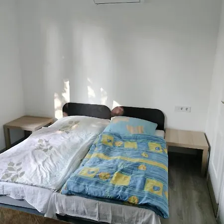 Lägenhet Balassa House