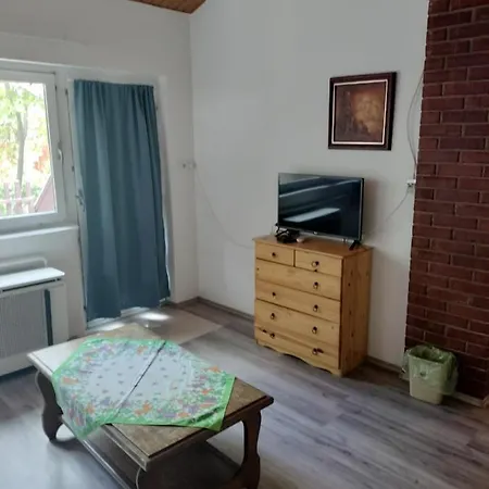 Balassa House Apartment *