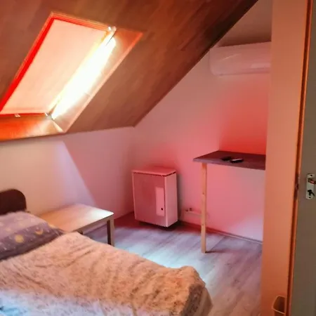 Balassa House Lägenhet *